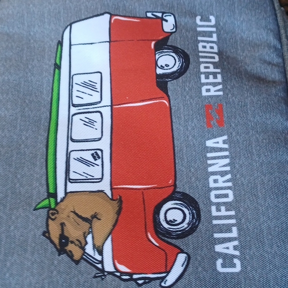 BILLABONG LUNCH 🎒 - Picture 8 of 8